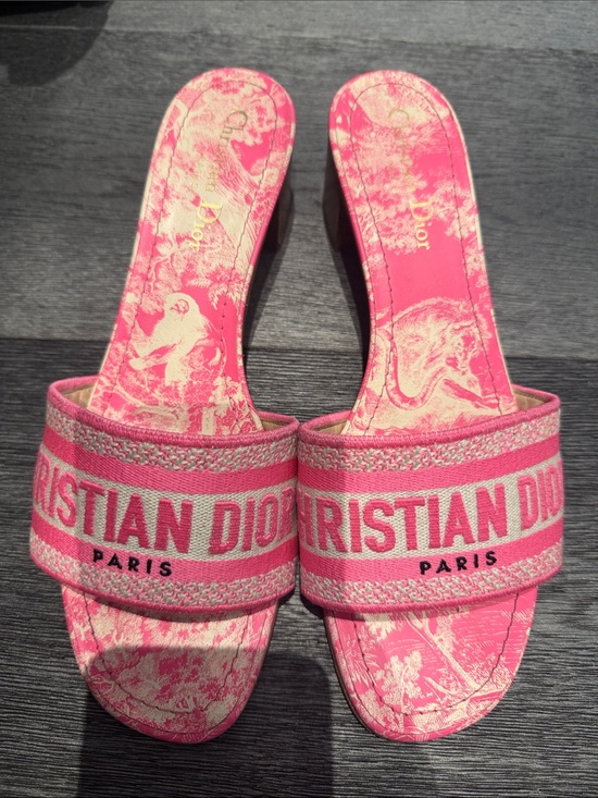 Dior Shoes - Dior kitten heels